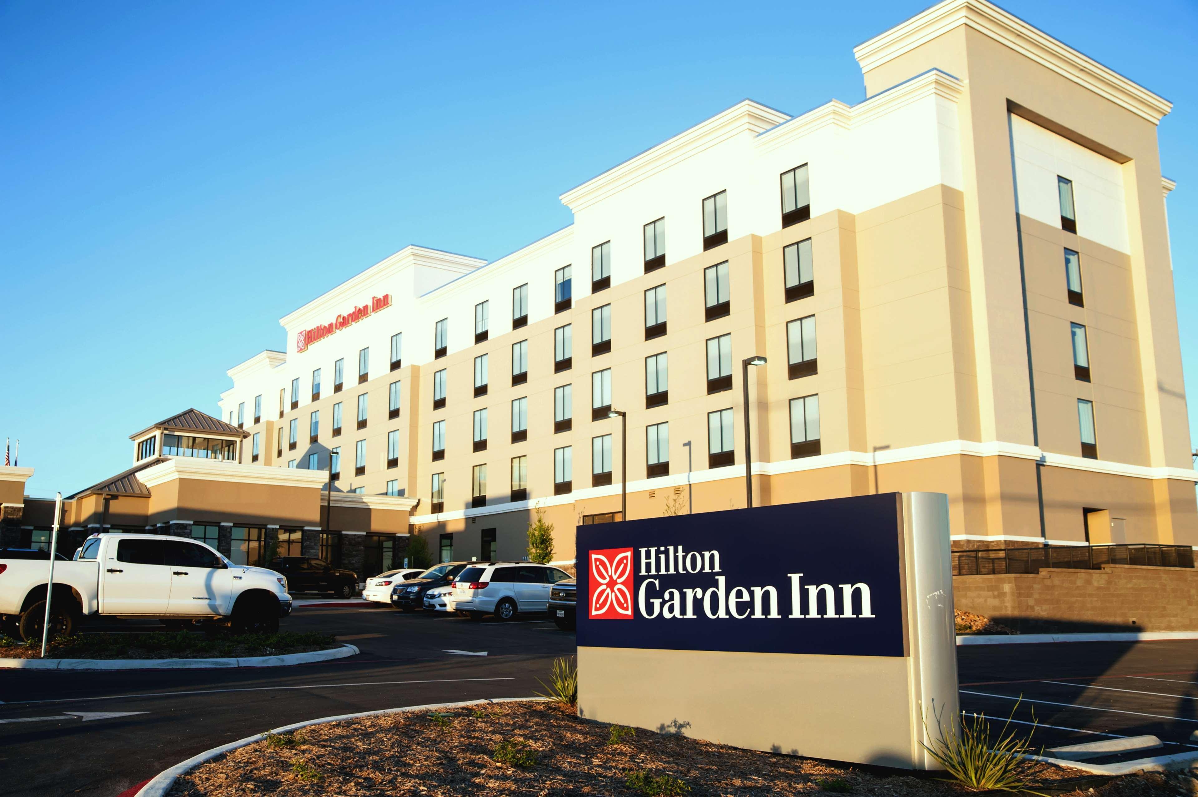 Hilton Garden Inn San Antonio-Live Oak Conference Center Exterior photo