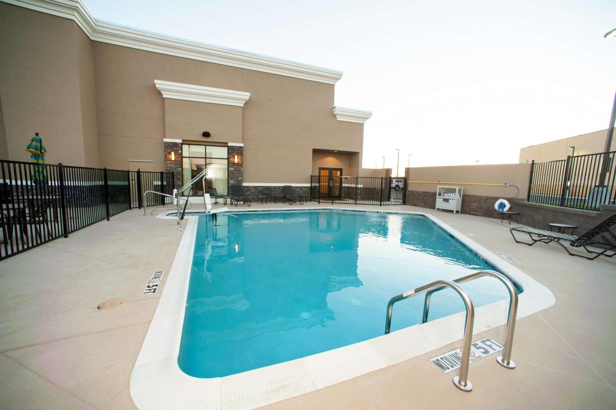 Hilton Garden Inn San Antonio-Live Oak Conference Center Exterior photo
